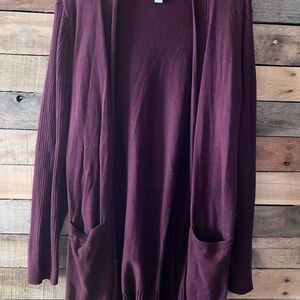 Chic Burgundy Cardigan